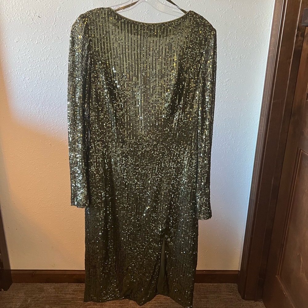 IEEKA for Mac Duggal, Olive Green, Size 10